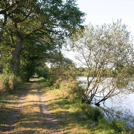 Hotel Le Domaine De La Barre Gourgé